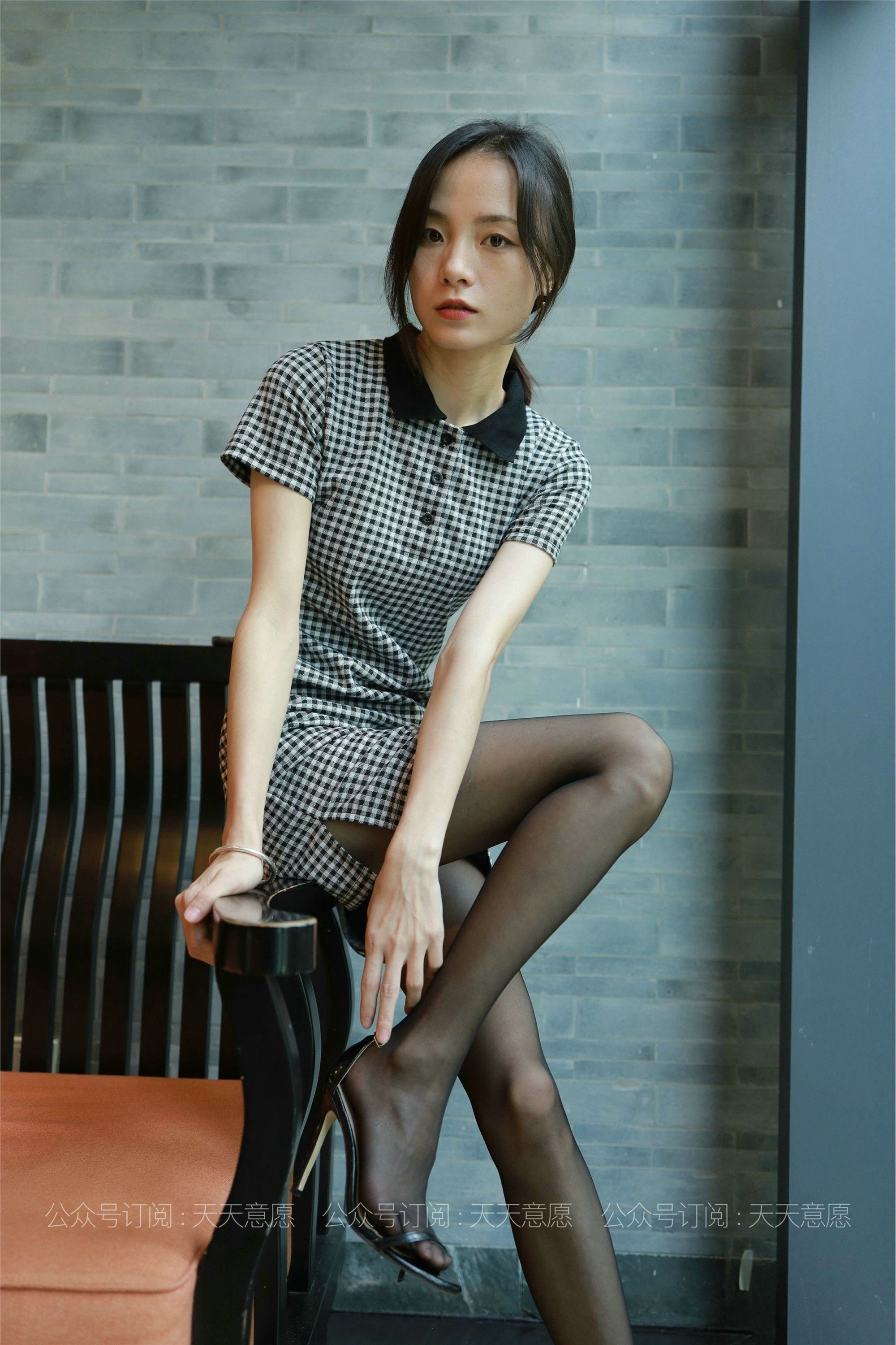 IESS异思趣向  2021.08.07 丝享家882：小六《下午茶的格子短裙》